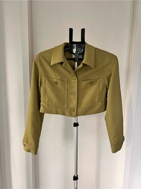 Wilfred Cropped Jacket in Olive